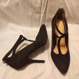 GUC Nine West T-strap Heels